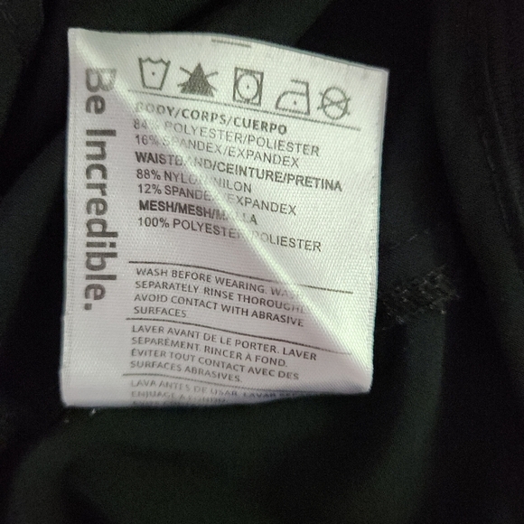 SUGOI Mobil Cycling Capri Pants black โ size small - Picture 7 of 10